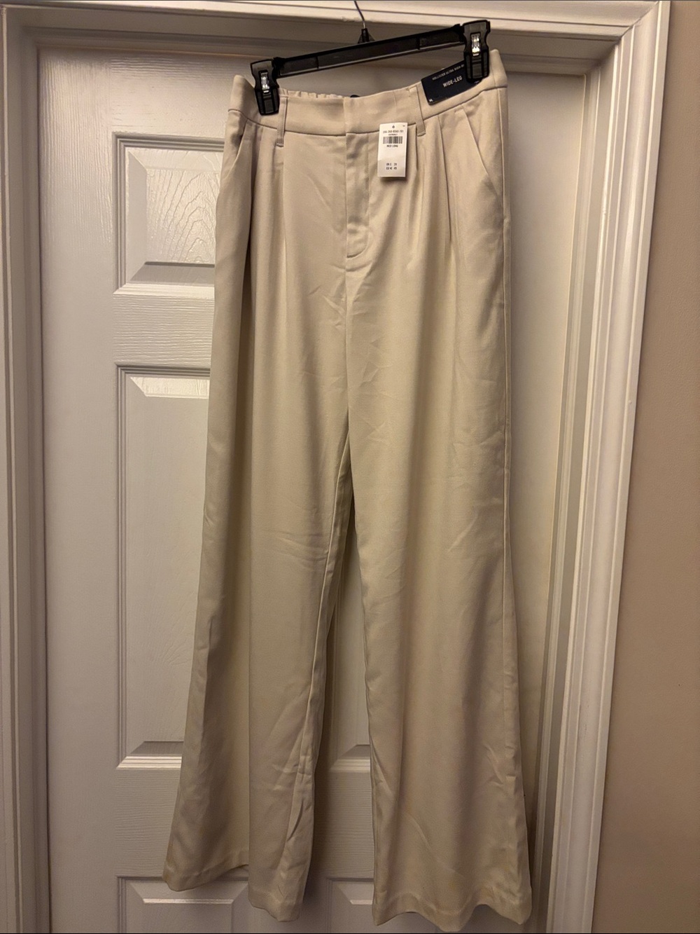 Hollister Cream Wide-Leg Dress Pants